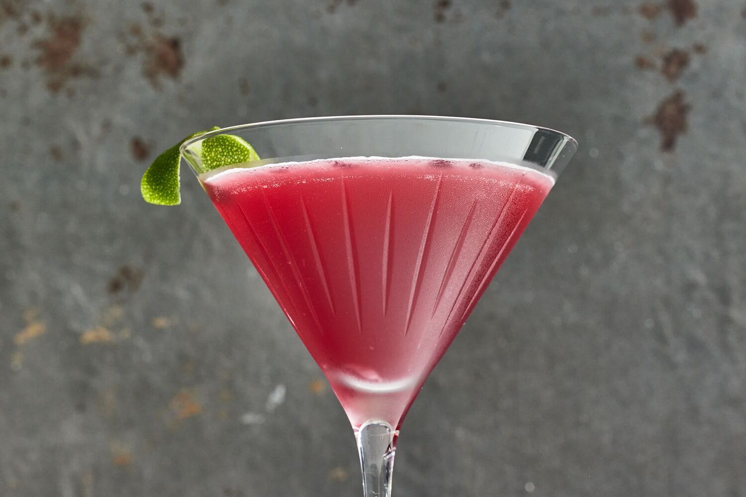 cosmo-style-pomegranate-martini-recipe