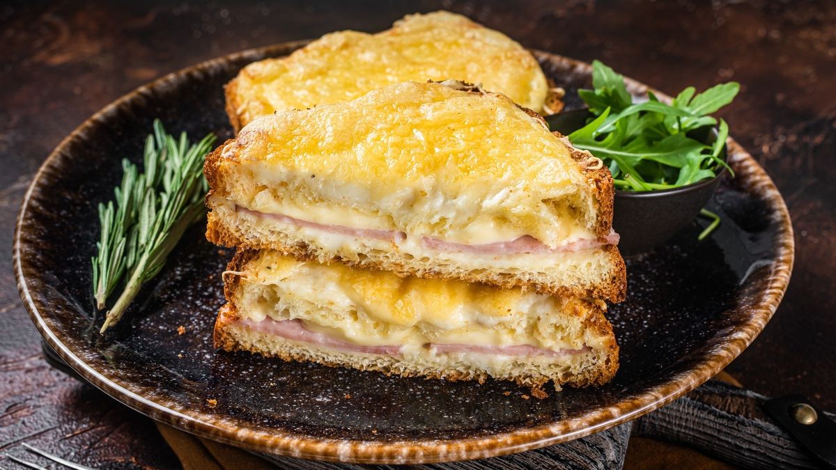 inside-out-grilled-cheese-sandwich-recipe