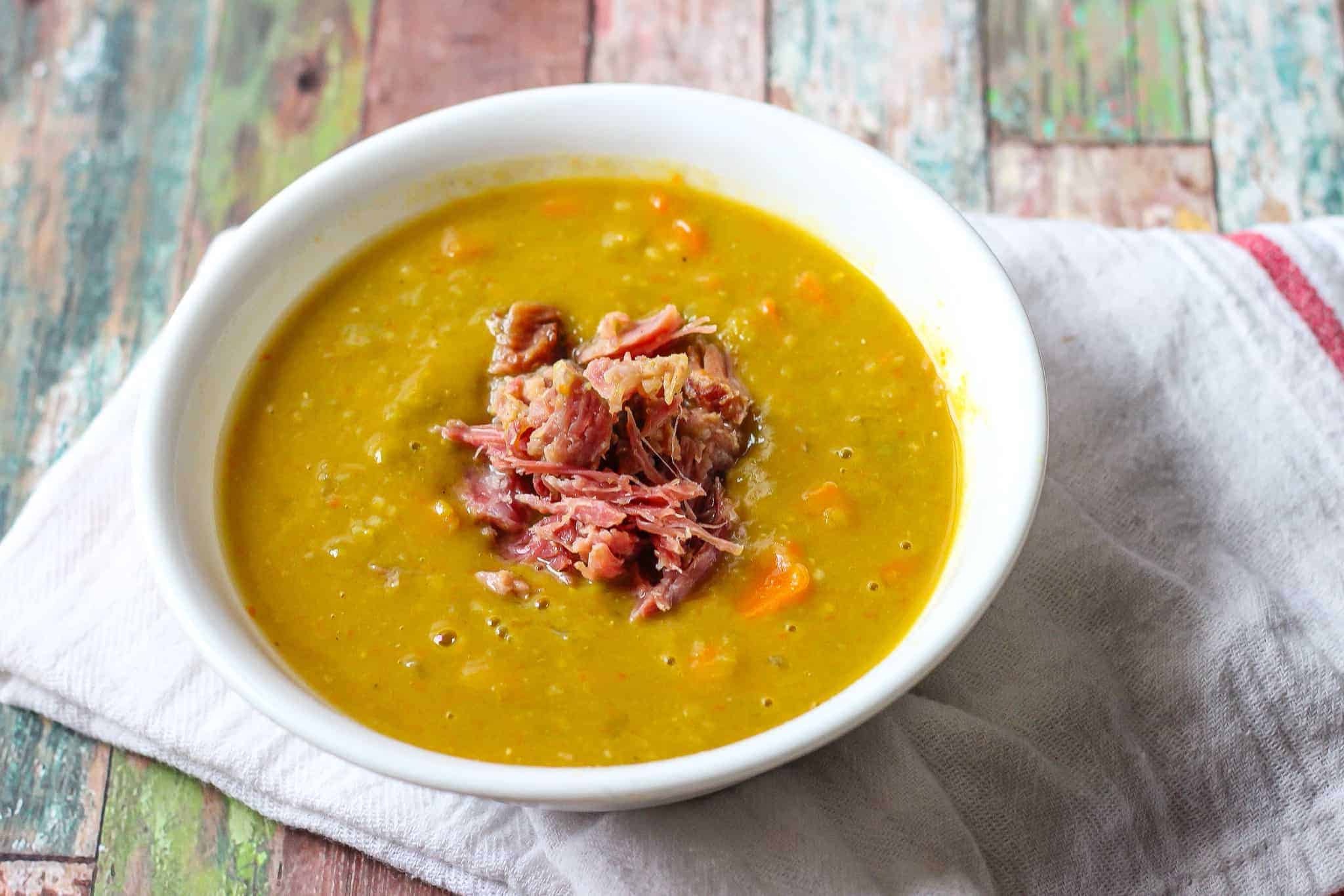 instant-pot-split-pea-and-ham-soup-recipe